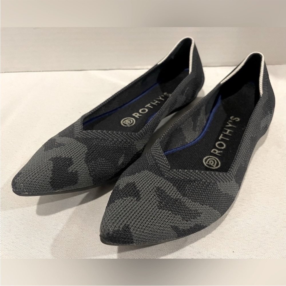 ROTHY’S The Point Black Dark Gray Camo Camouflage Ballet Flats Women’s Size 7